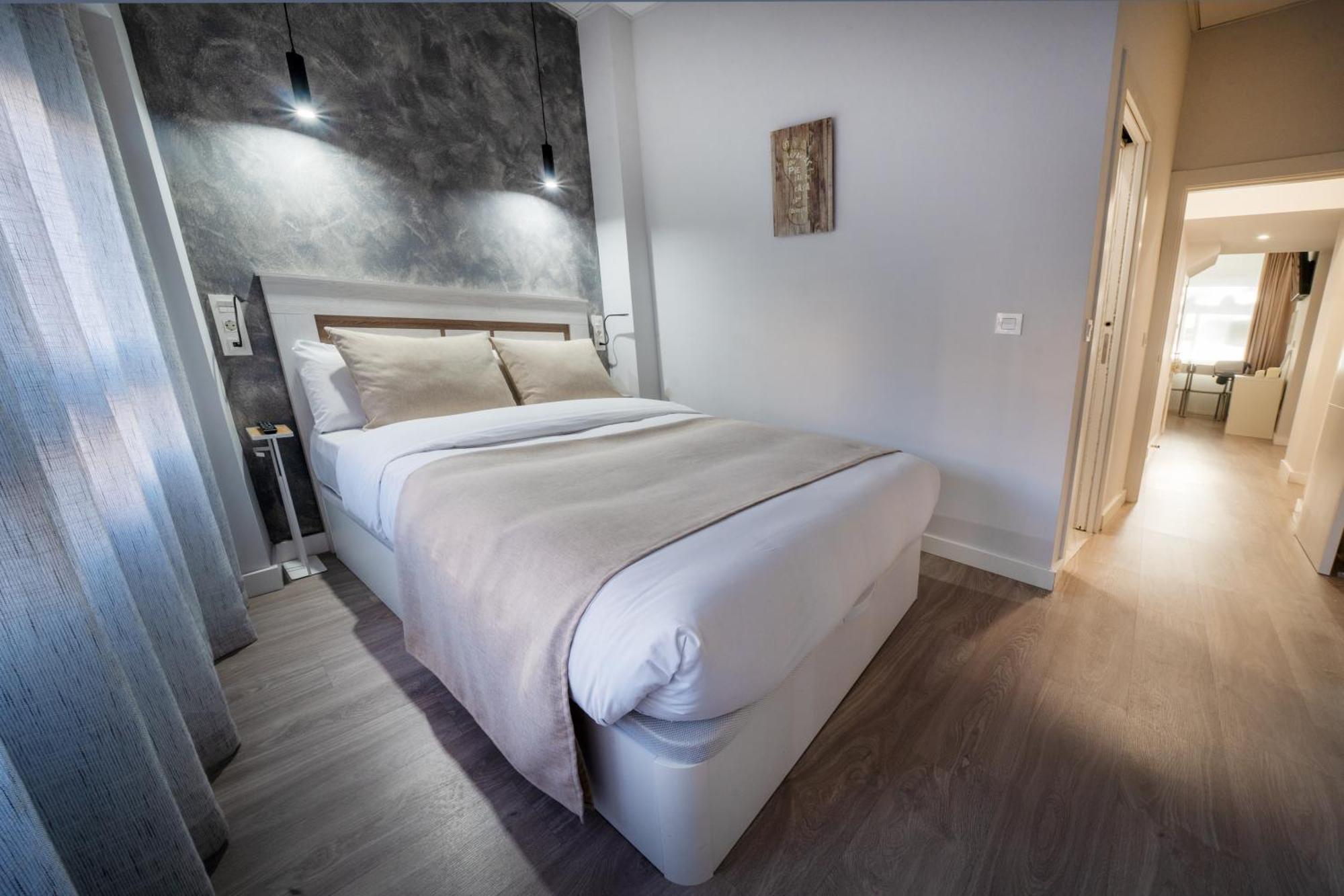 Apartamentos Aranda - Roble Аранда-де-Дуэро Экстерьер фото