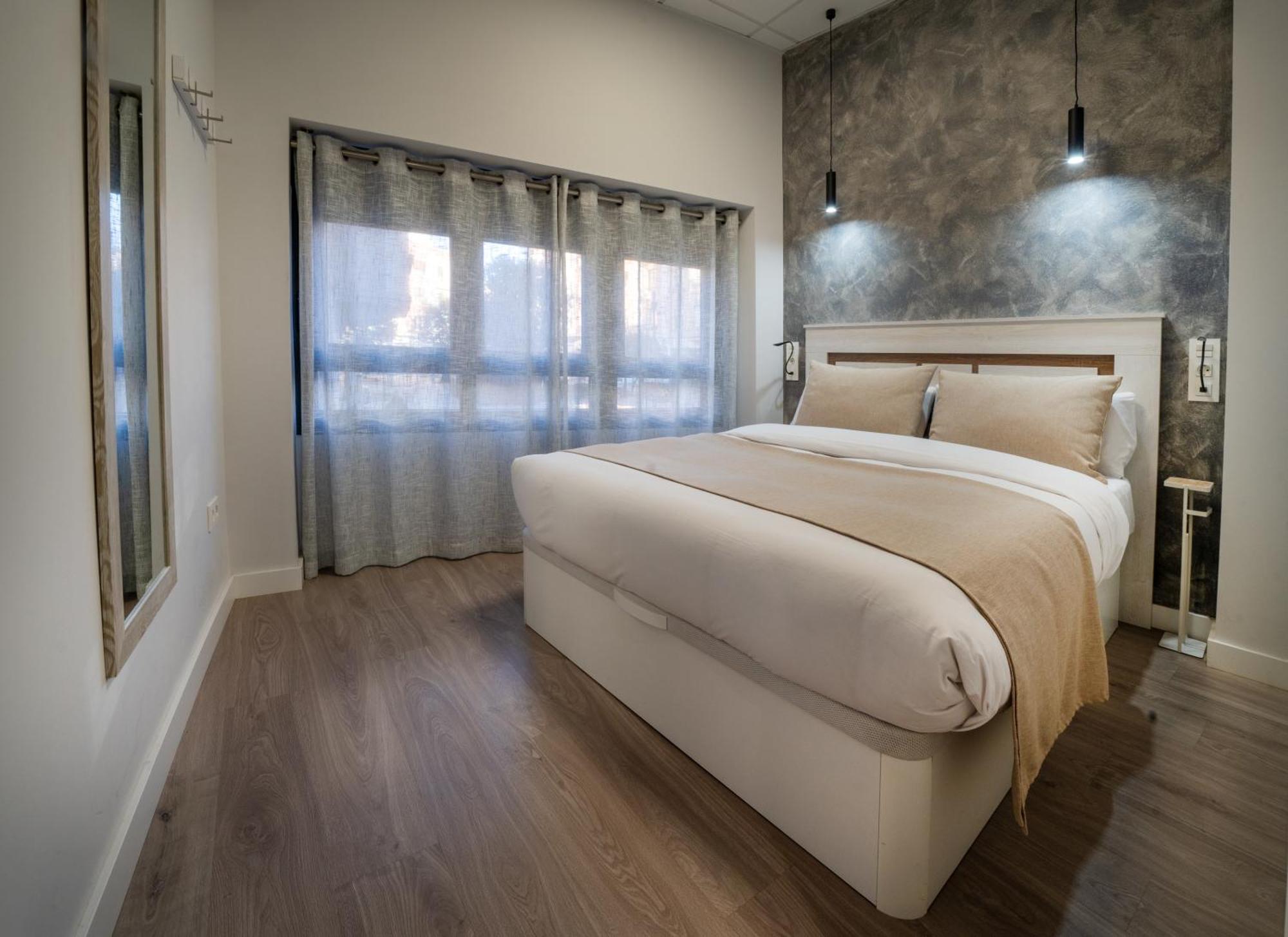 Apartamentos Aranda - Roble Аранда-де-Дуэро Экстерьер фото